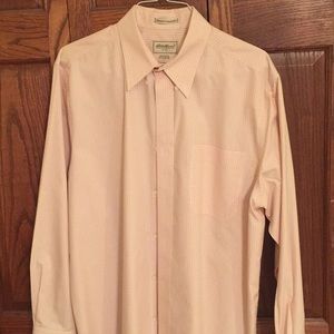 Eddie Bauer Men’s button down shirt